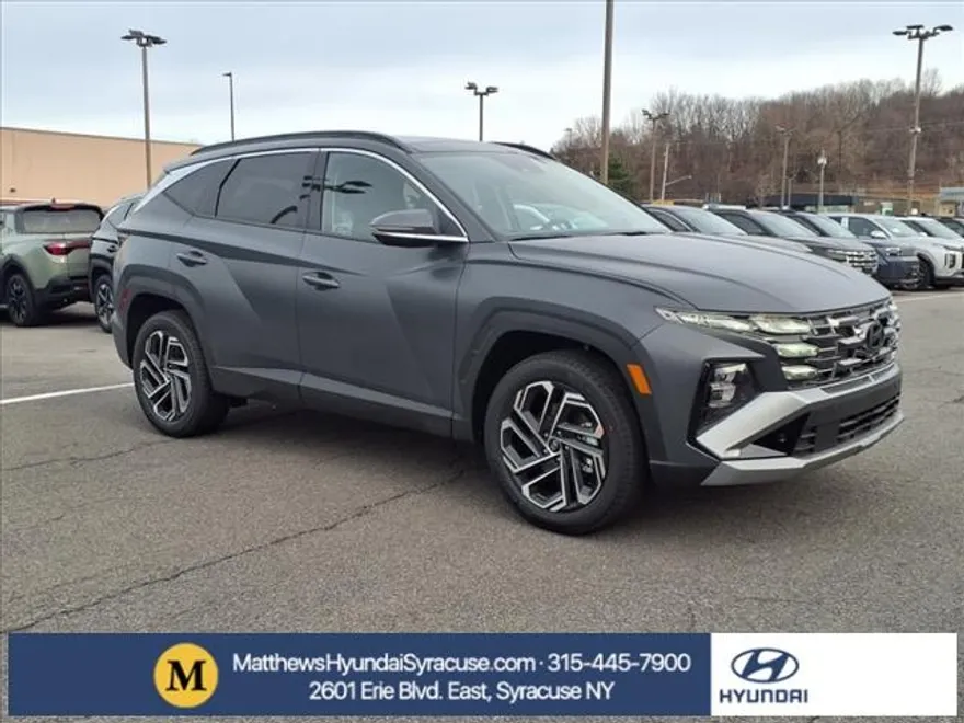 2025 Hyundai Tucson Limited photo 1