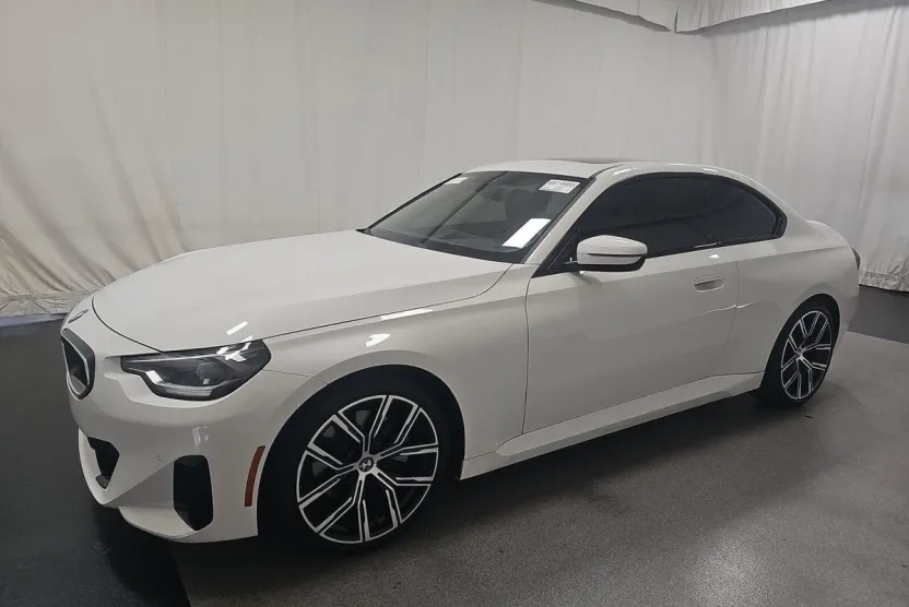2024 Bmw 230i photo 1