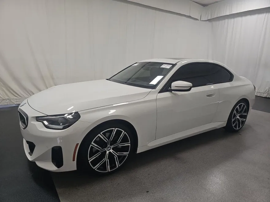 2024 Bmw 230i photo 1