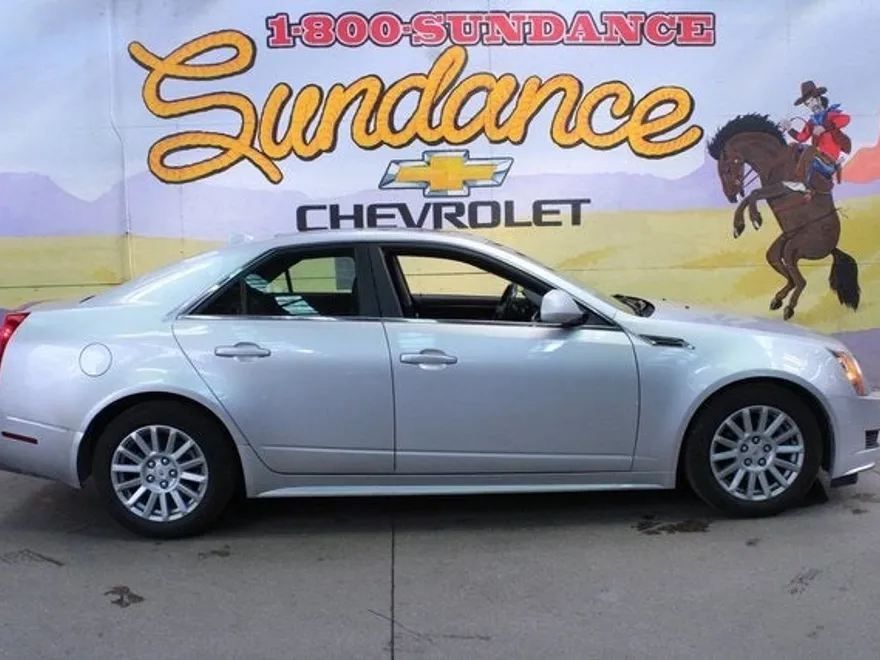 2010 Cadillac CTS Base photo 1