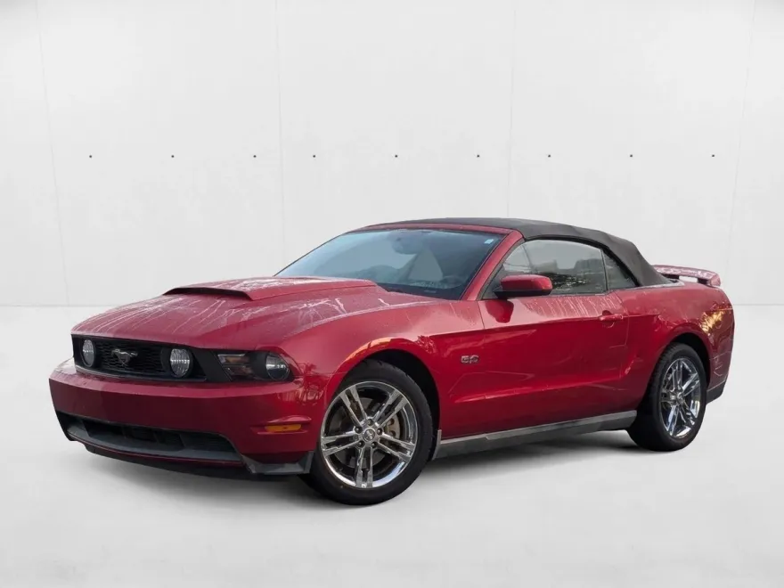 2011 Ford Mustang GT Premium Convertible photo 1