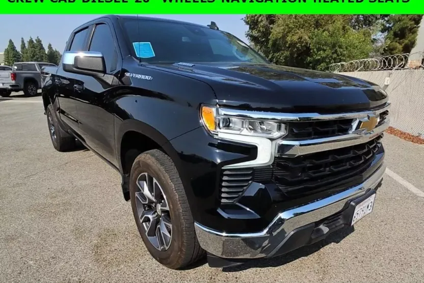 2022 Chevrolet Silverado 1500 LT photo 1