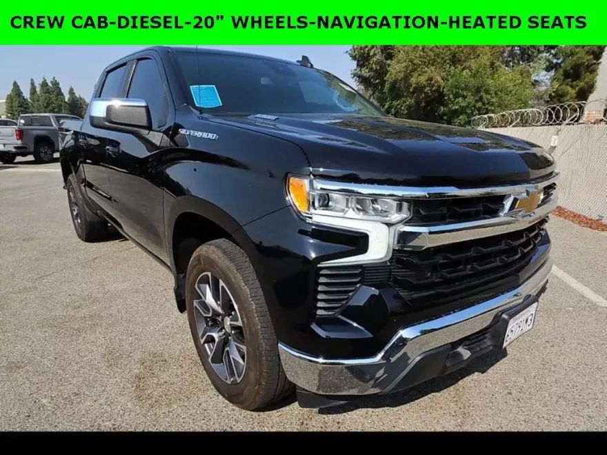 2022 Chevrolet Silverado 1500 LT photo 1