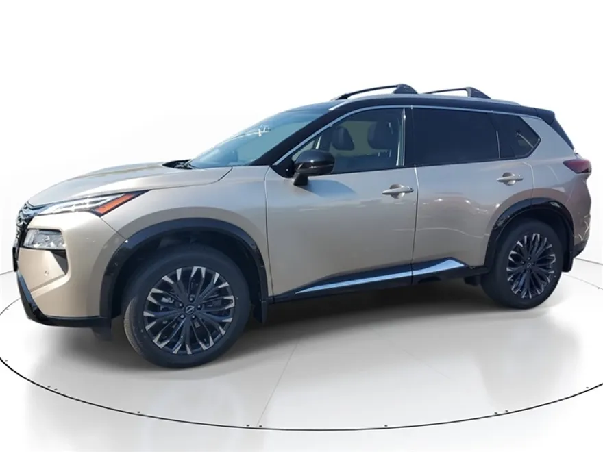 2026 Nissan Rogue Platinum photo 1