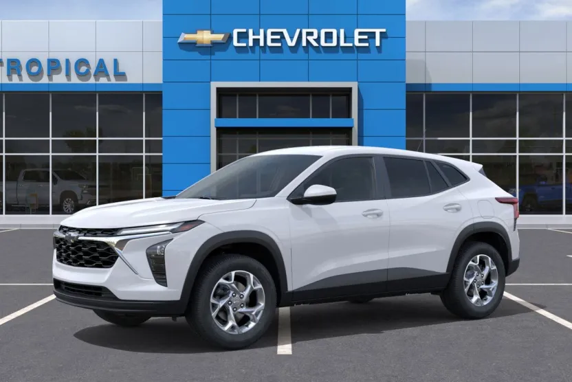 2026 Chevrolet Trax LS photo 1