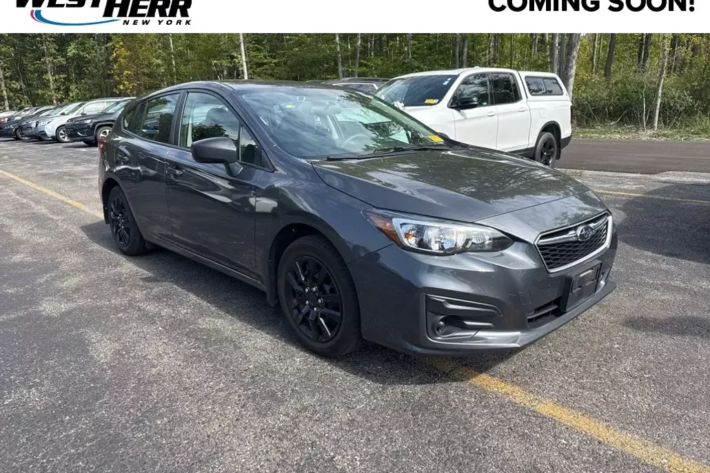 2019 Subaru Impreza 2.0i photo 1