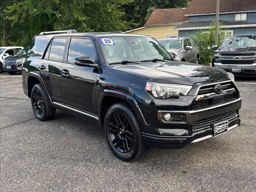 2020 Toyota 4Runner SR5 photo 1