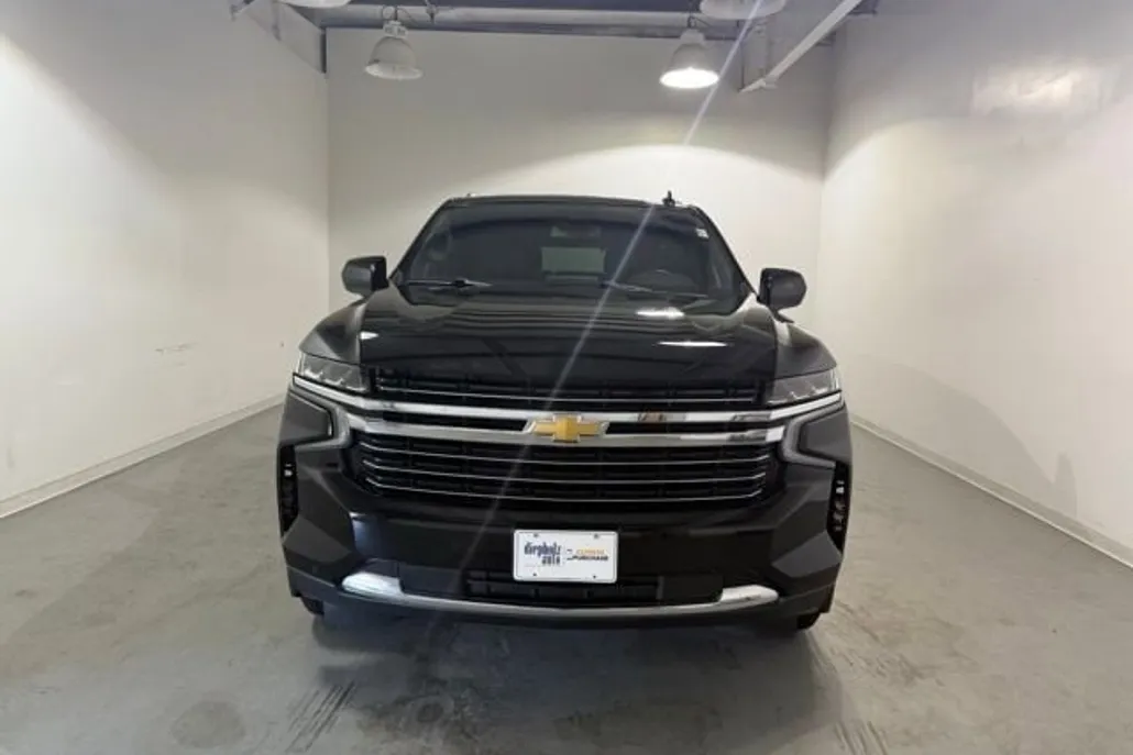 2023 Chevrolet Tahoe LT photo 1