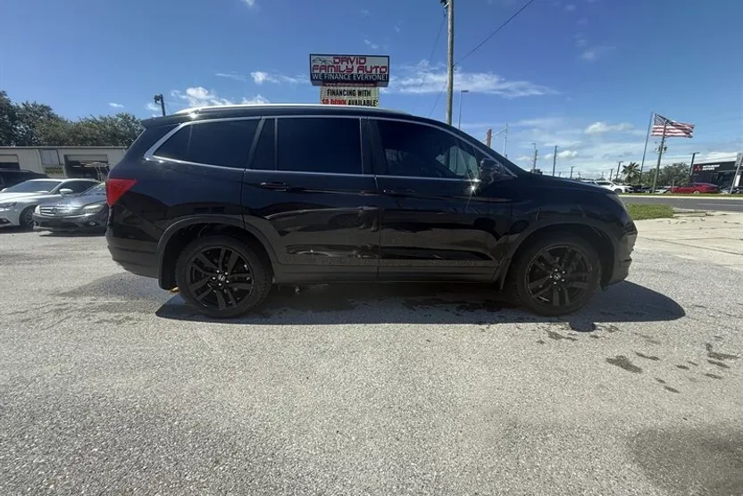 2016 Honda Pilot EX-L Sport photo 1