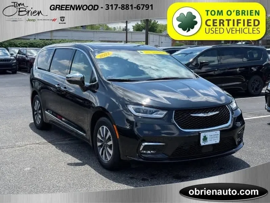 2022 Chrysler Pacifica Hybrid Limited photo 1