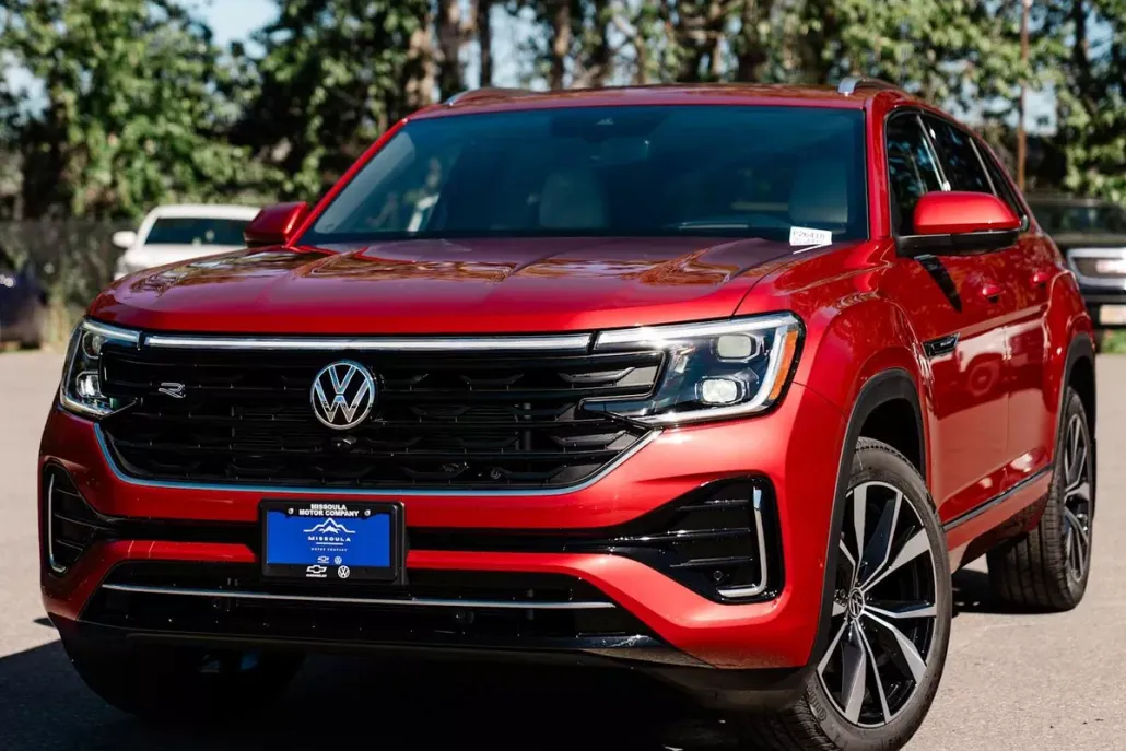 2025 Volkswagen Atlas Cross Sport SEL Premium R-Line photo 1