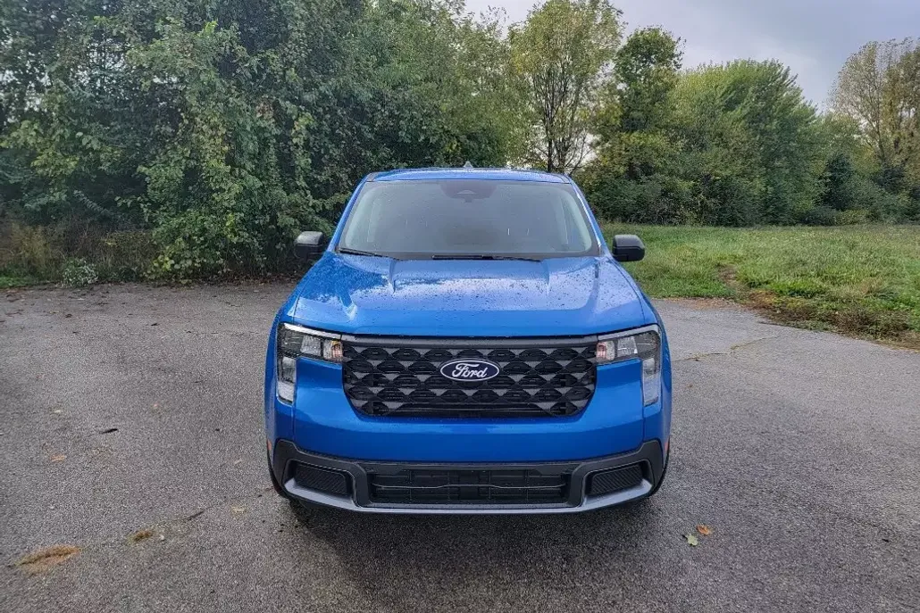 2025 Ford Maverick XLT photo 1