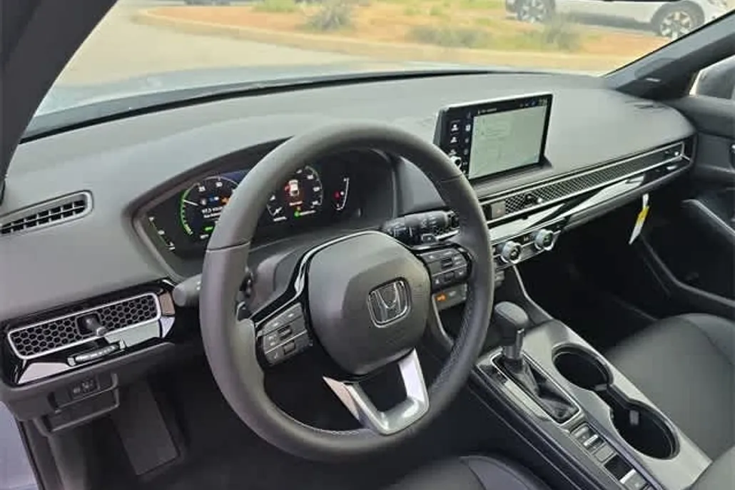2025 Honda Civic Hybrid Sport Touring Hatchback photo 1