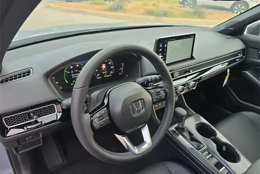 2025 Honda Civic Hybrid Sport Touring Hatchback photo 1
