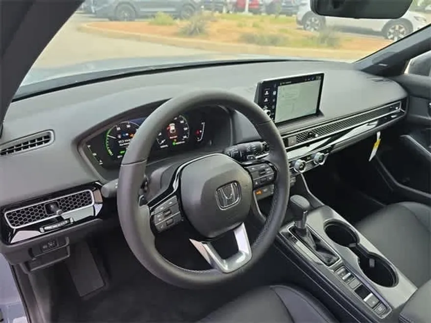 2025 Honda Civic Hybrid Sport Touring Hatchback photo 1