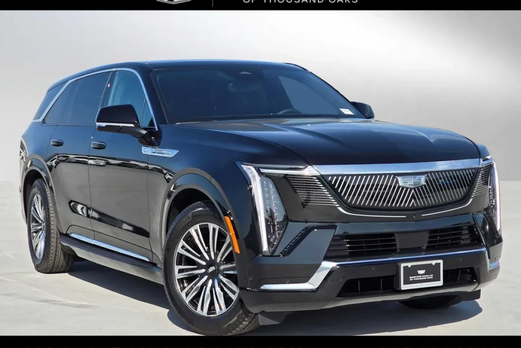 2026 Cadillac Escalade IQ Luxury photo 1
