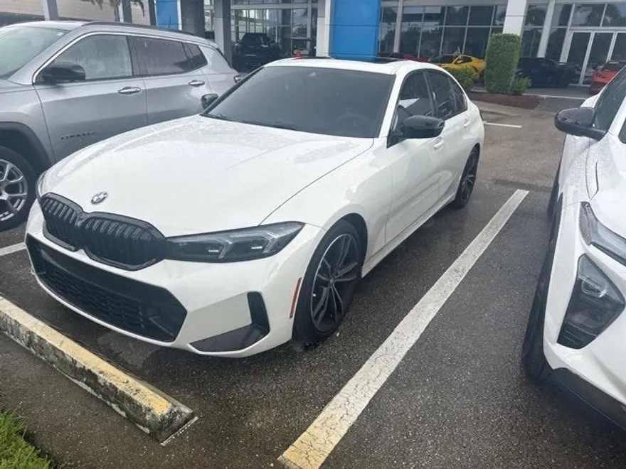 2023 Bmw 330i photo 1