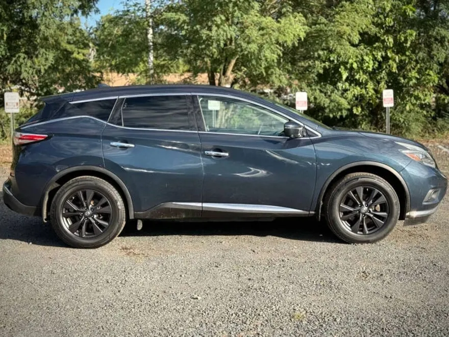 2018 Nissan Murano SV photo 1
