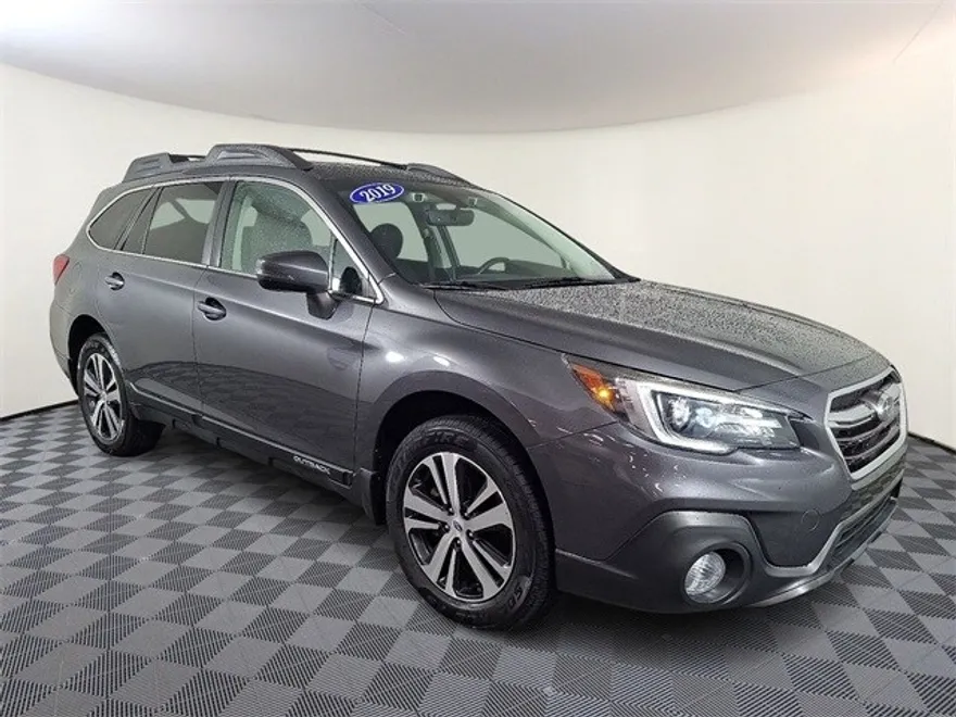 2019 Subaru Outback 3.6R Limited photo 1
