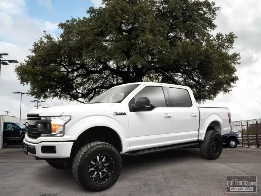 2020 Ford F-150 XLT photo 1