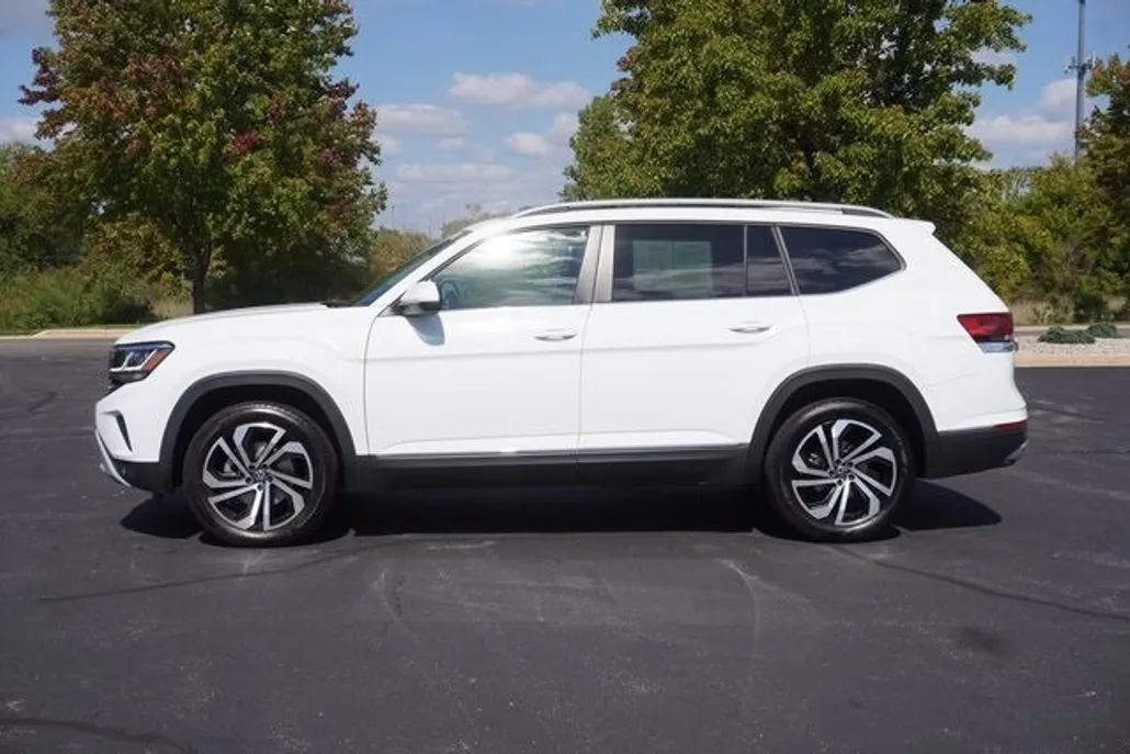 2022 Volkswagen Atlas V6 SEL photo 1
