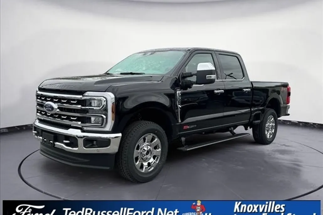 2025 Ford F-350 Lariat photo 1