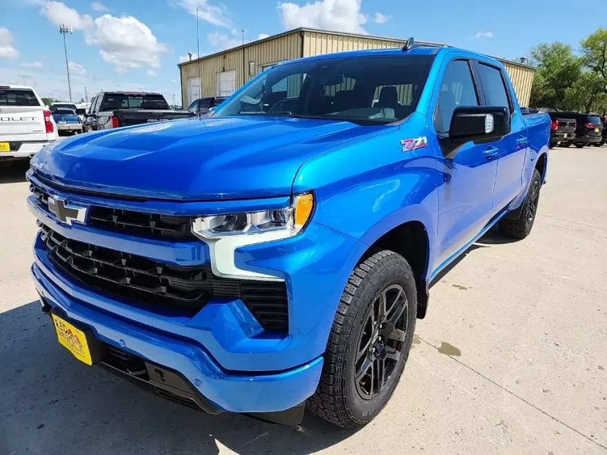 2025 Chevrolet Silverado 1500 RST photo 1