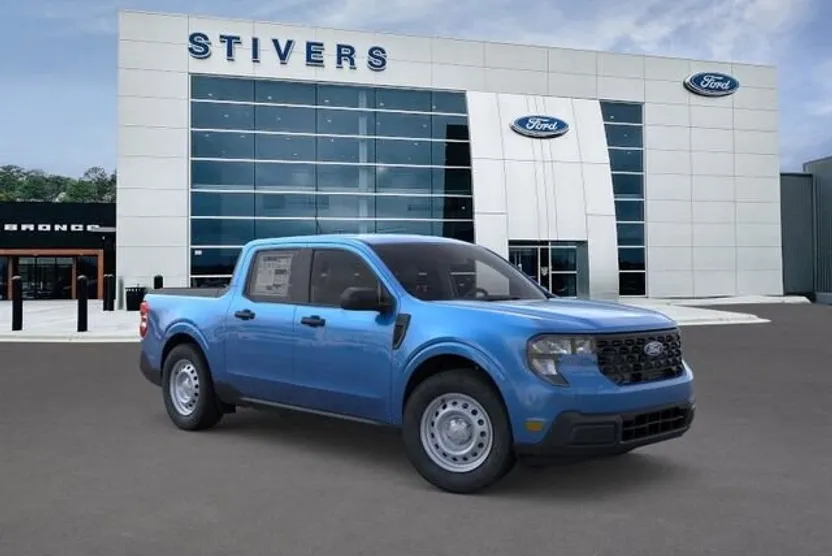 2025 Ford Maverick XL photo 1