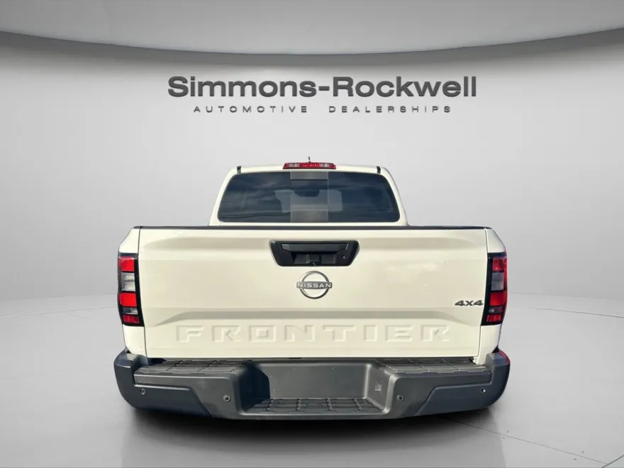 2026 Nissan Frontier S photo 1