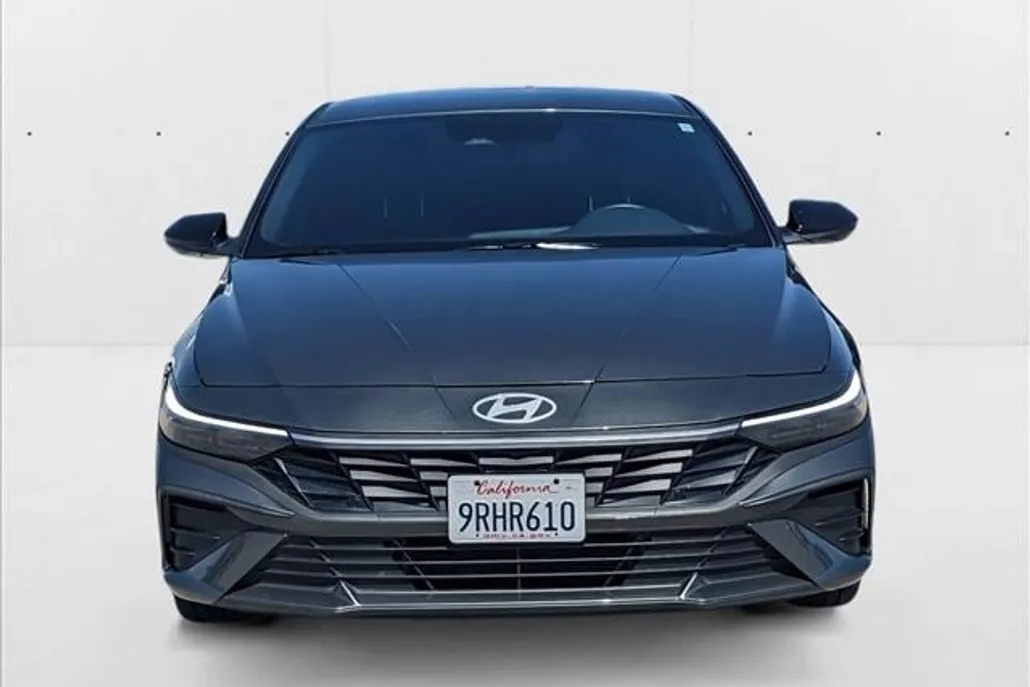 2025 Hyundai Elantra Hybrid SEL Sport photo 1