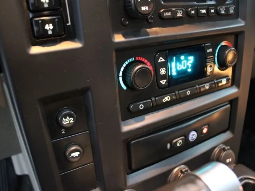 2007 Hummer H2 Luxury photo 16
