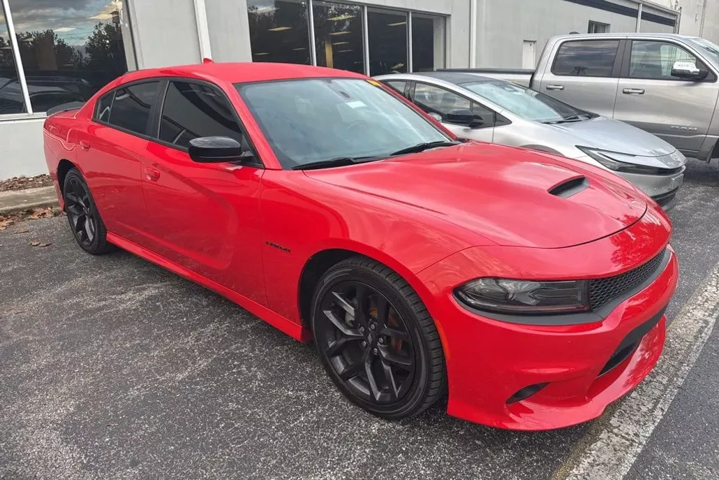 2022 Dodge Charger R/T photo 1