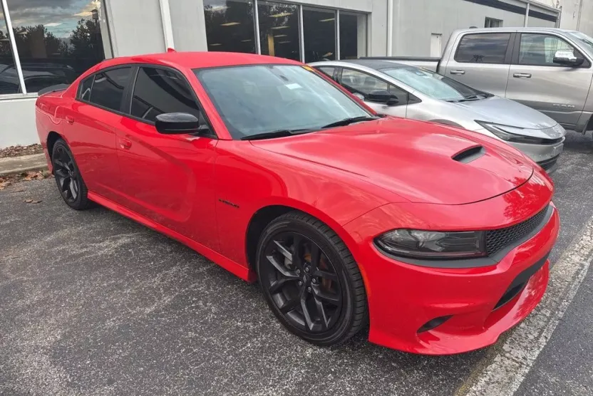 2022 Dodge Charger R/T photo 1