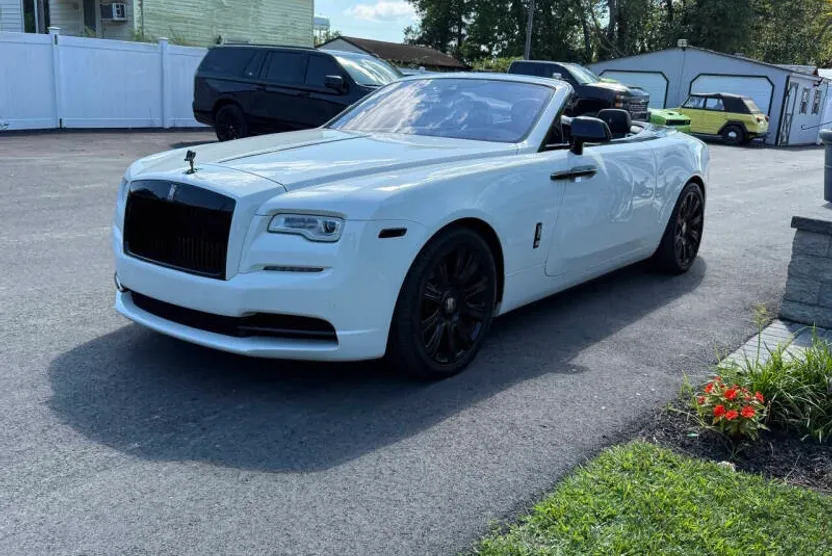 2018 Rolls Royce Dawn RR6 photo 1