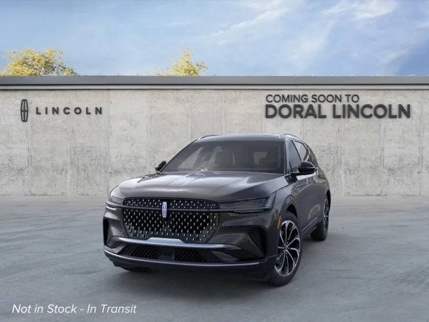 2025 Lincoln Nautilus Reserve photo 1