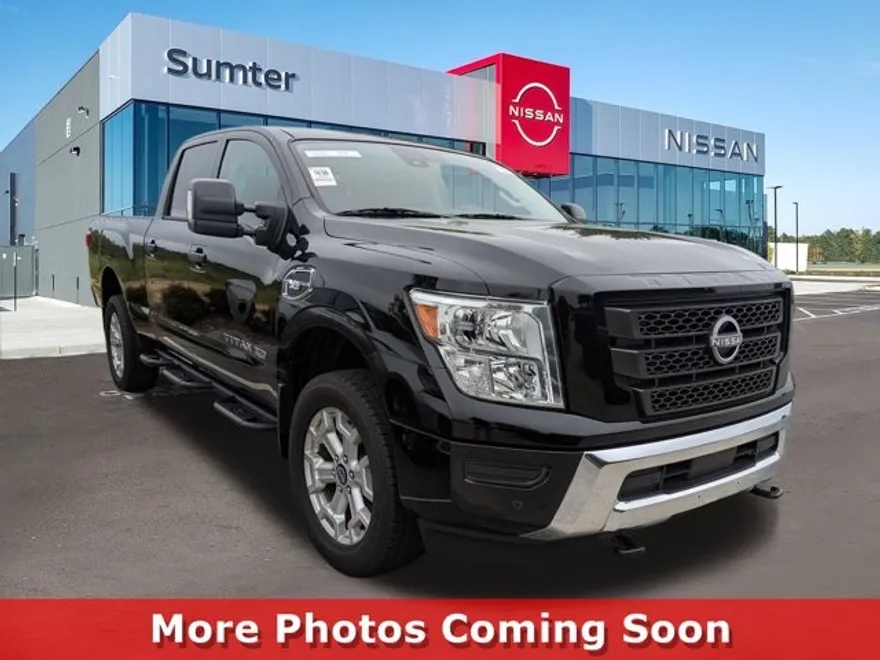 2024 Nissan Titan SV photo 1