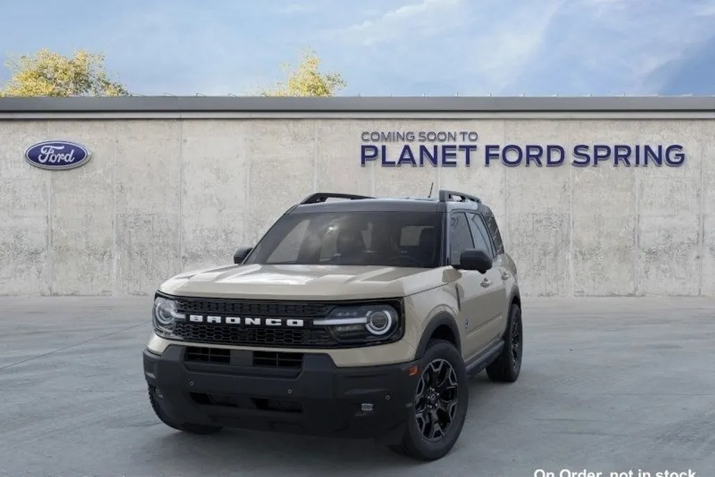 2025 Ford Bronco Sport Outer Banks photo 1