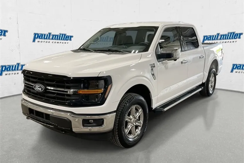 2025 Ford F-150 XLT photo 1