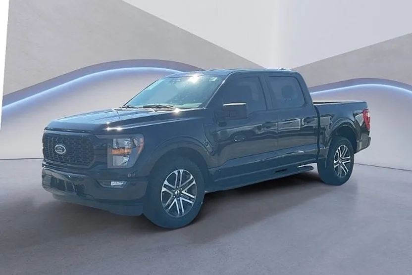 2023 Ford F-150 XL photo 1