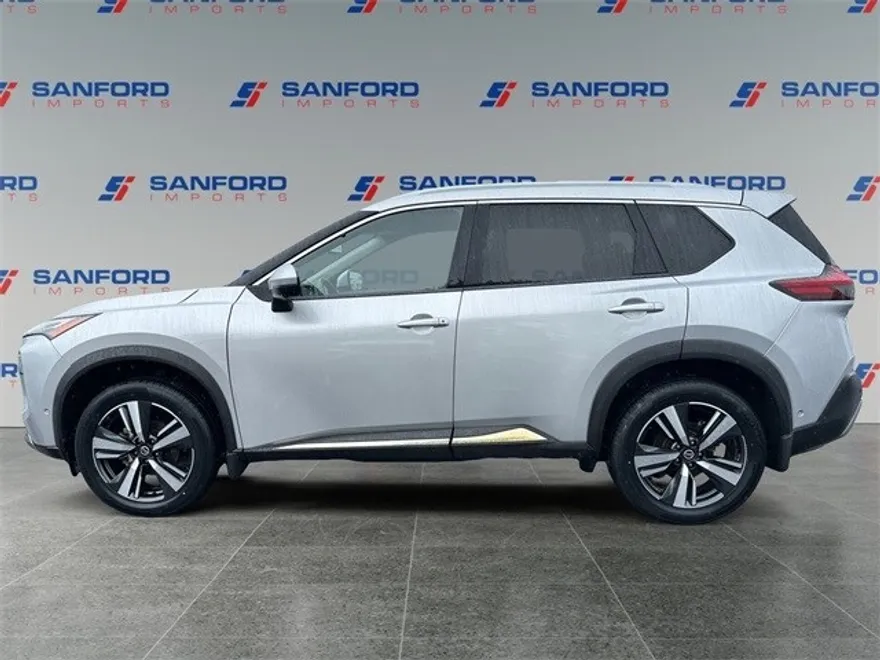 2021 Nissan Rogue Platinum photo 1