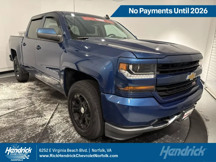 2017 Chevrolet Silverado 1500 LT photo 1