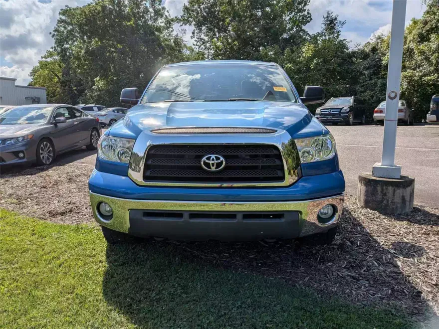 2008 Toyota Tundra SR5 Double Cab photo 1