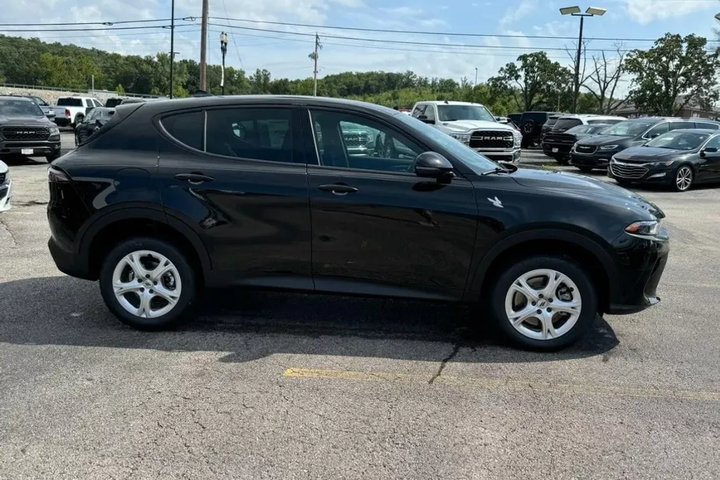 2024 Dodge Hornet GT photo 1