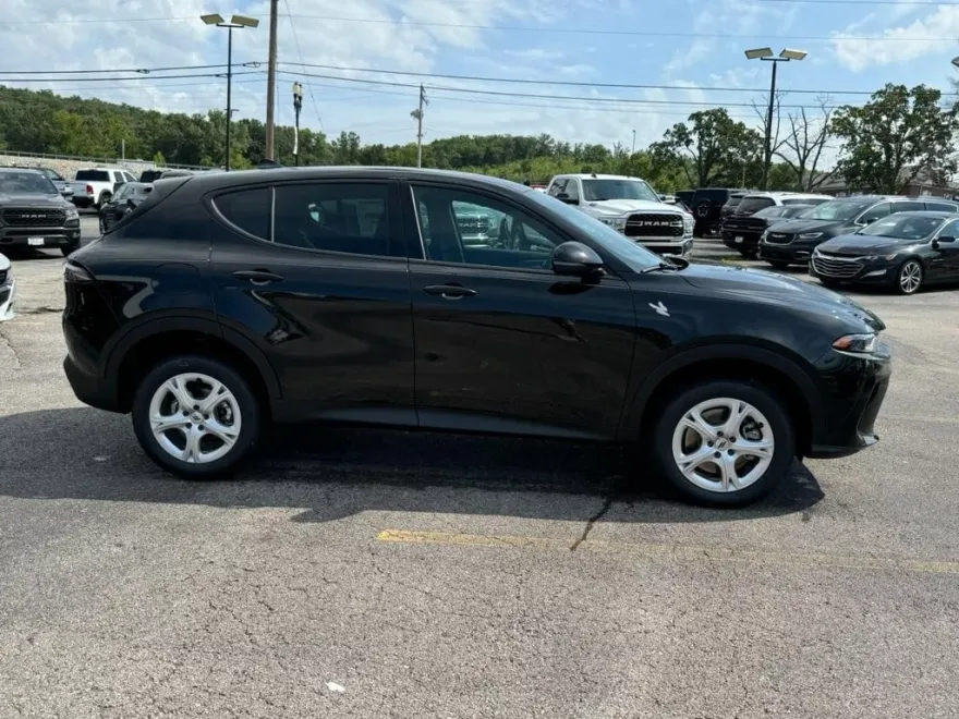 2024 Dodge Hornet GT photo 1