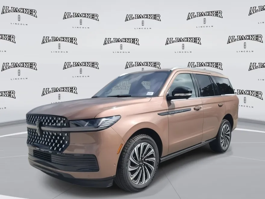 2025 Lincoln Navigator Black Label photo 1