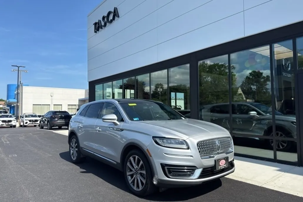2019 Lincoln Nautilus Select photo 1