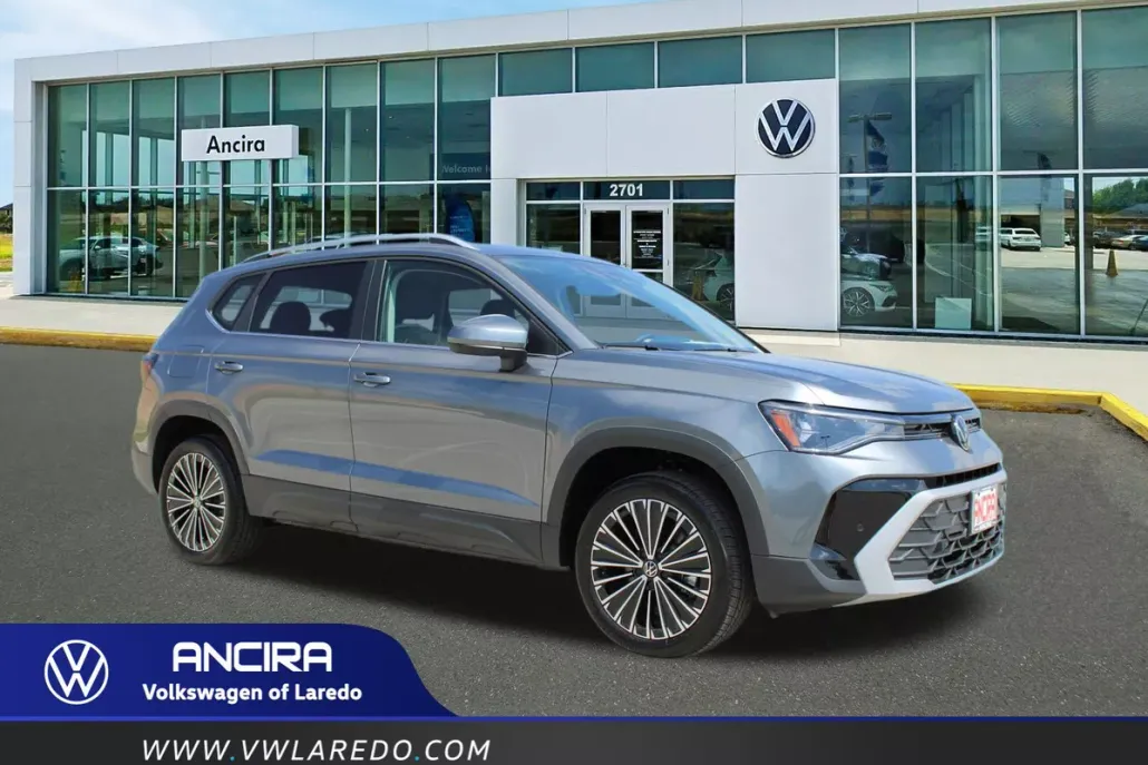 2025 Volkswagen Taos SE photo 1
