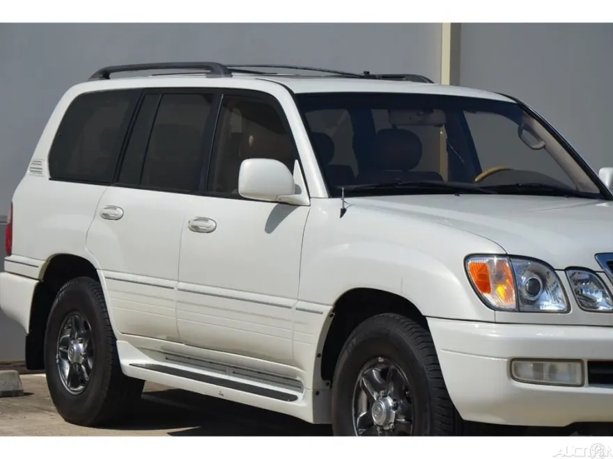 2001 Lexus LX 470 photo 1