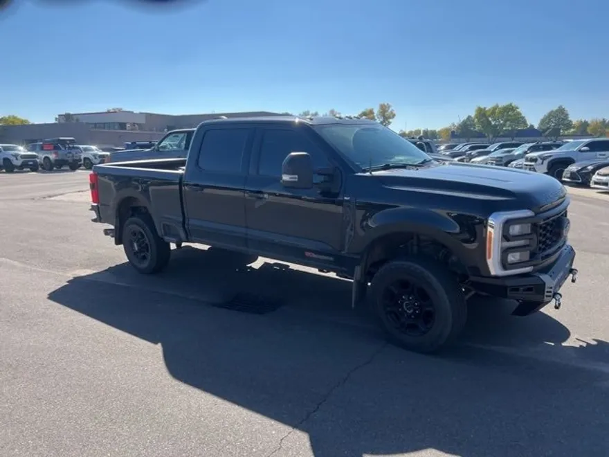 2023 Ford F-350 photo 1