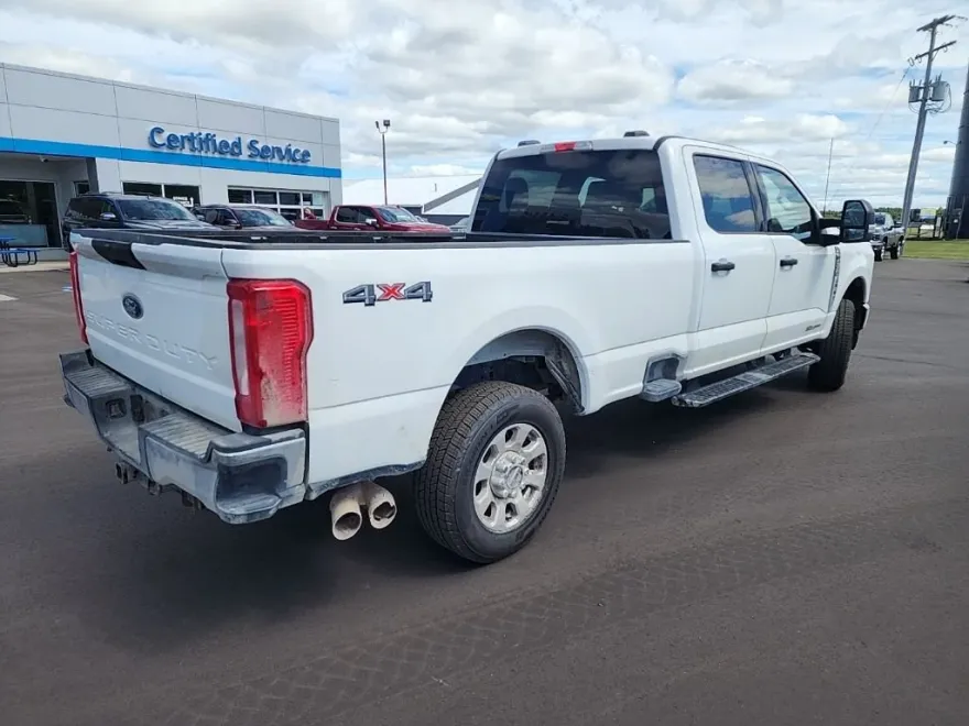 2024 Ford F-250 XL photo 1
